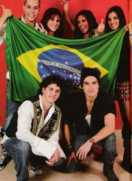 alfonso herrera, anahi and brasil