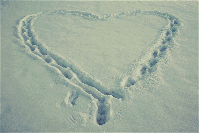 footprints, heart and hjerte