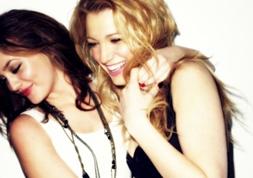 best friends, blake lively and gossip girl