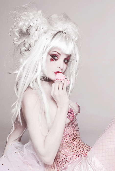 corset, doll and emilie autumn