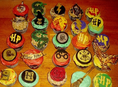 birthday, cupcake and cupcakes