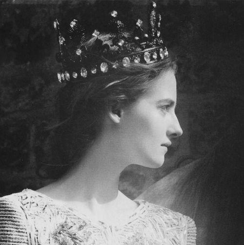 amanda norgaard, black and white and crown