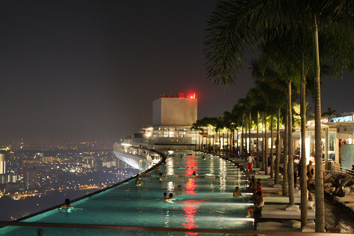 city, infinity pool and luxury