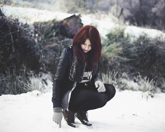 Фото Девушек С Черными Волосами Зимой