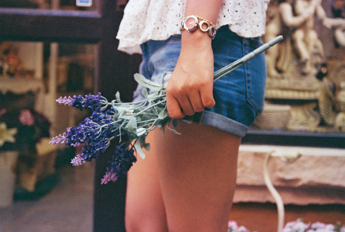 accessories, fashion and flowers