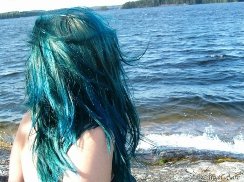 7. "How to Rock Dark Blue Hair with Confidence" - wide 5