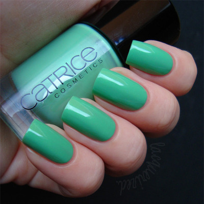 green, jade green and nail polish