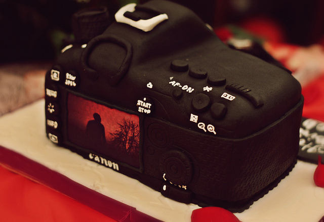 *-*, cake and camera