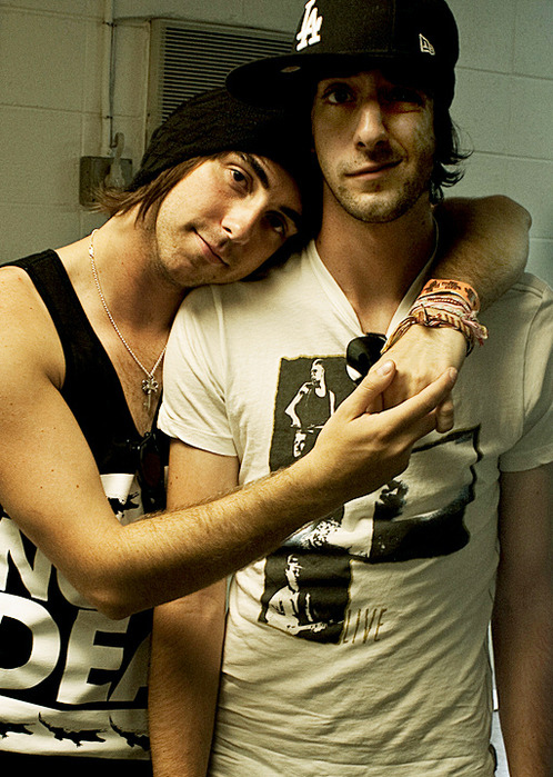 alex gaskarth, all time low and cute