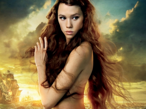 astrid berges frisbey mermaid beuty girl pirates of the caribbean on
