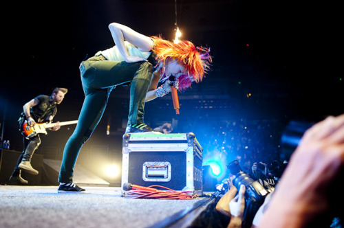 hayley williams, paramore and show