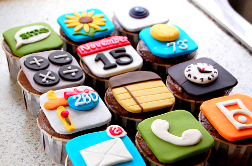 apple, cupcakes and cute