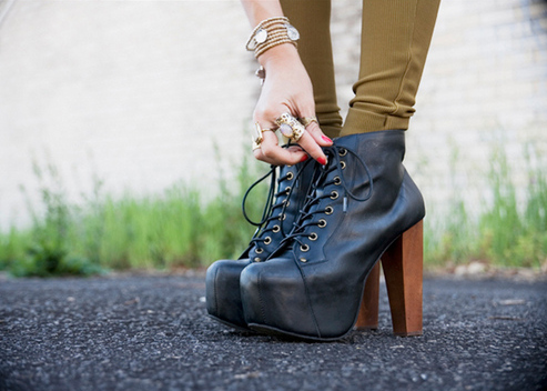 boots, estranho d:, heels, jeffrey cambell, lita