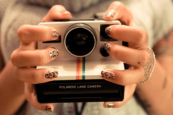 camera, girl, leopard print, nails, polaroid