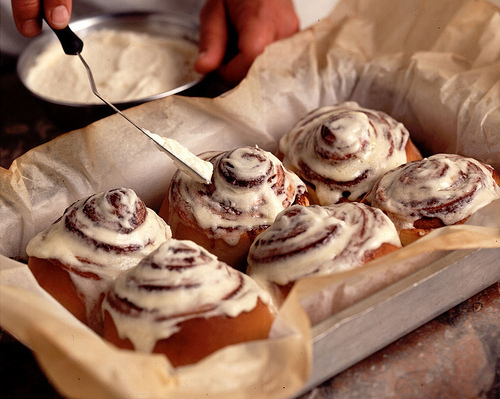 cinnamon roll, dessert and food