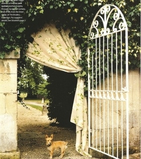 arch, archway and curtain