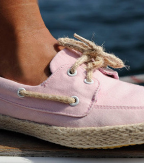 feet, noodles and noodles shoes