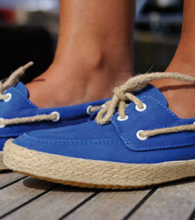 feet, noodles and noodles shoes