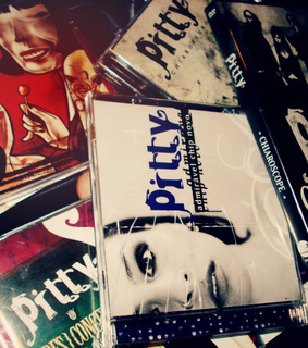 addiction, anachronistic and anacronico