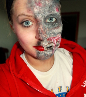 girl, horror and macabre