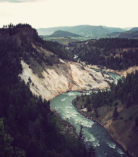 clear waters, lake and mountains