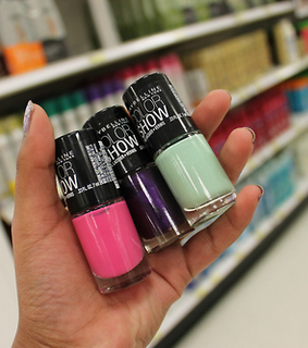 black, color full and colors