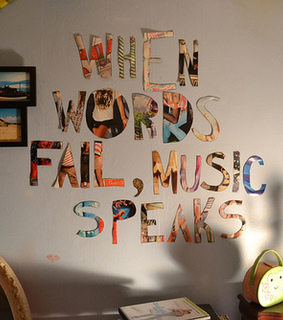 add more tags, black and blue