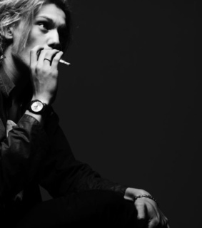 actor, boy and cazadores de sombras