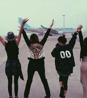 kardashian family, kardashian sisters and kendall jenner