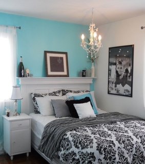 audrey hepburn, bed and bedding