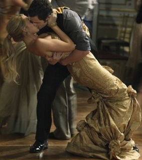 blake lively, couple and dan humphrey