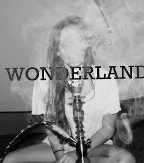 bong, life and smoke