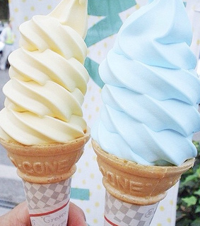 blue, cone and food