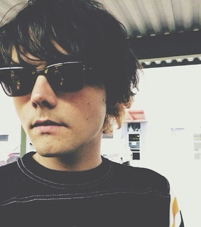 gerard way, grunge and mcr