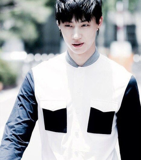 jb, korean and korean boy
