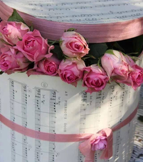 dreamy, floral and flowers