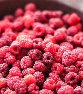 food, fruits and raspberries