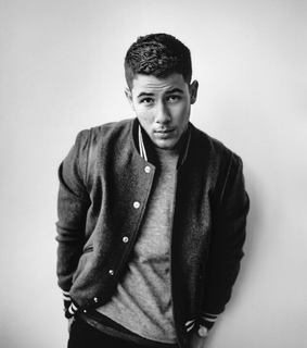 bg, blackandwhite and fan