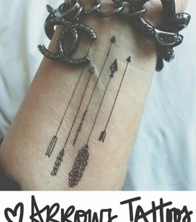 pulso, tattoo and flechas