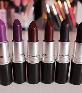 aesthetic, black lipstick and colors