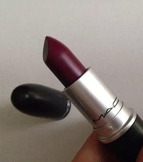 aesthetic, beauty and dark