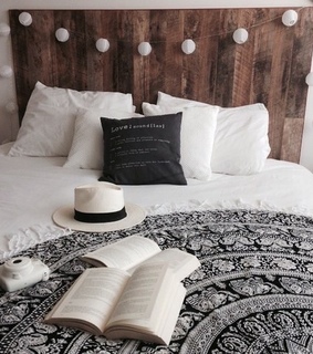 apartment, beautiful and bed