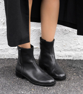 alternative, beautiful and black