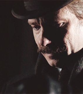 bbc sherlock, john watson and martin freeman