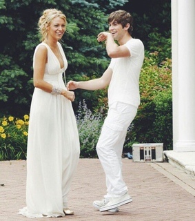 blake lively, chace crawford and friends