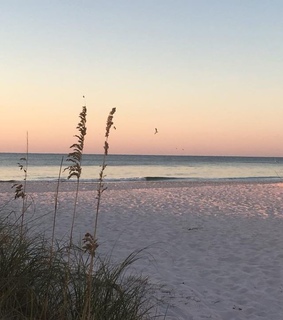 beachfront vacation cottage re, River view vacation cottage re and beautiful vacation cottage ren