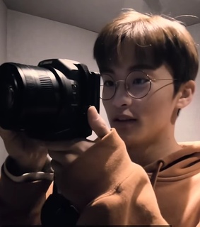 lee minhyung, nct and mark lee