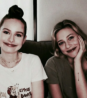 lili reinhart, kj apa and rp