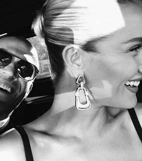 couple, rosie huntington whiteley and black and white