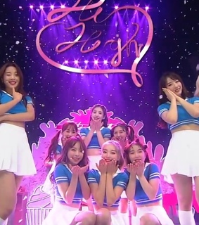 haseul, kimlip and choerry